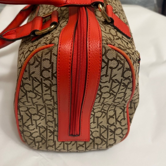 Calvin Klein Tan Monogram Bag with Red Trim - Picture 3 of 13